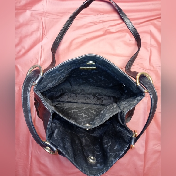 Paloma Picasso Black Leather "X" Convertble Shoulder Bag w/Gold Accents - Picture 4 of 11